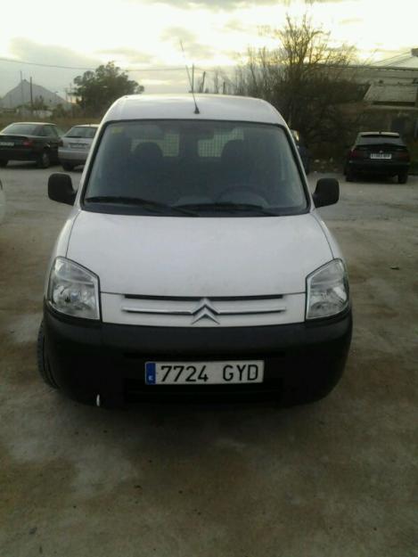 Citroen berlingo de agosto de 2010 1.6 hdi 75cv comercial