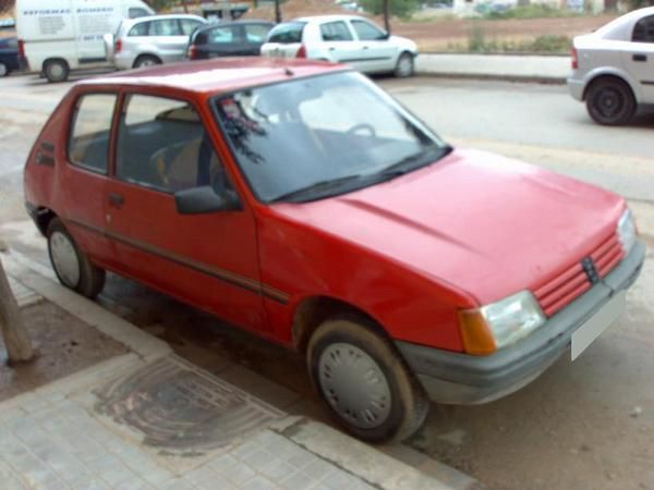 Peugeot 205