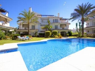 Apartamento con 1 dormitorio se vende en Marbella, Costa del Sol