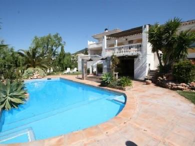 Chalet con 4 dormitorios se vende en Mijas Pueblo, Costa del Sol