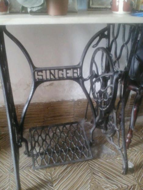 Mueble original maquina singer