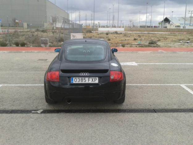 Se vende audi tt