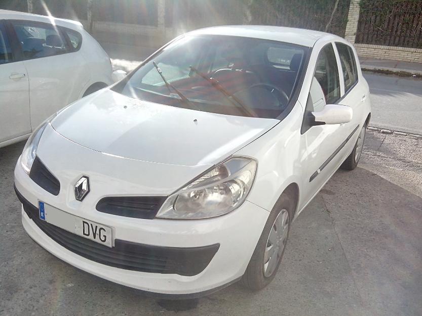 Renault - clio 1. 5dci