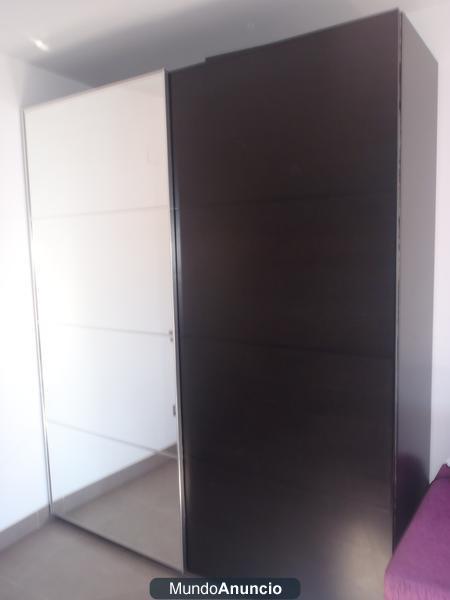 ARMARIO CON PUERTAS CORREDERAS DE IKEA - IDEAL PAREJAS