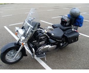 SUZUKI INTRUDER C 800