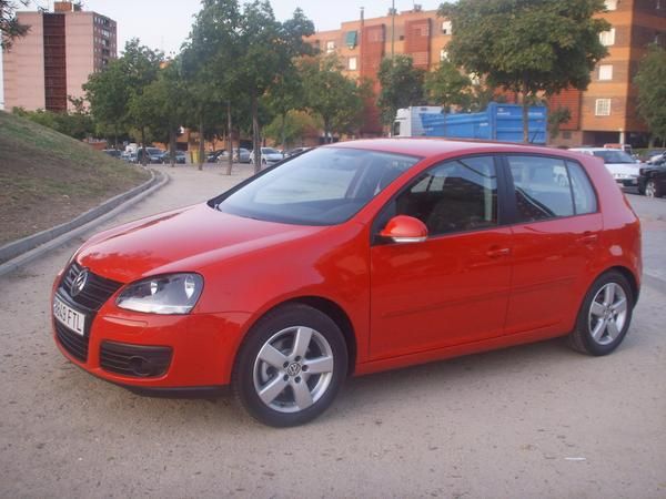 vendo coche en perfecto  estado volkswagen