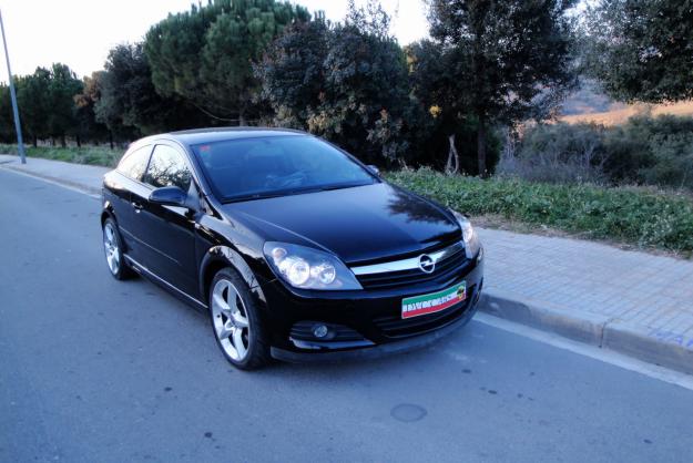 OPEL ASTRA GTC 1.9 CDTI SPORT 120CV NEGRO MET. 2006 GARANTIA