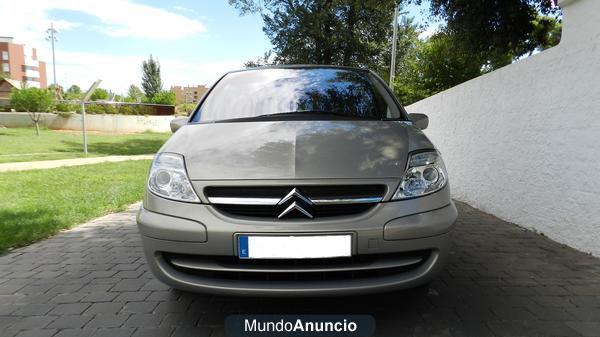 Se vende citroen C8