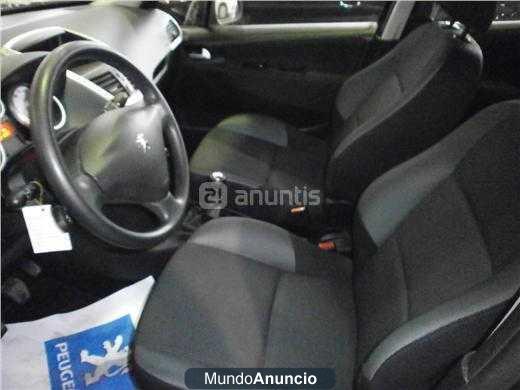 Peugeot 207 Confort 1.4 75