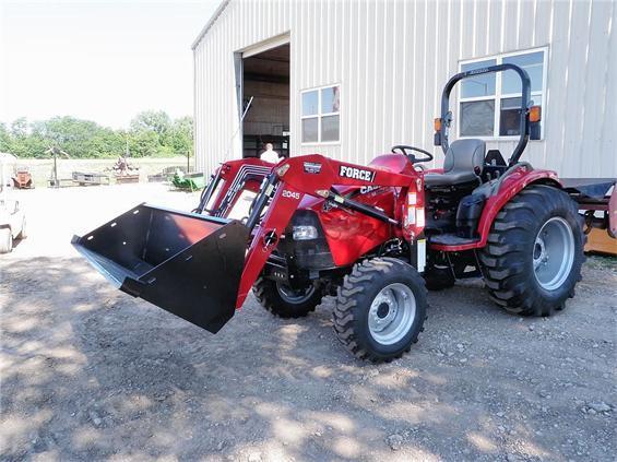 Tractor Case IH Farmall 45 - Modelo 2011 Nuevo