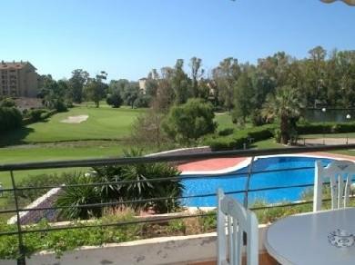 Apartamento con 2 dormitorios se vende en Marbella, Costa del Sol