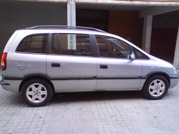 VENDO OPEL ZAFIRA- 7 PLAZAS- 160000KM-2002-2900€