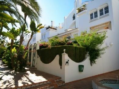 Ático duplex con 2 dormitorios se vende en Marbella, Costa del Sol