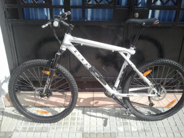 Bicicleta gt 1.0 19