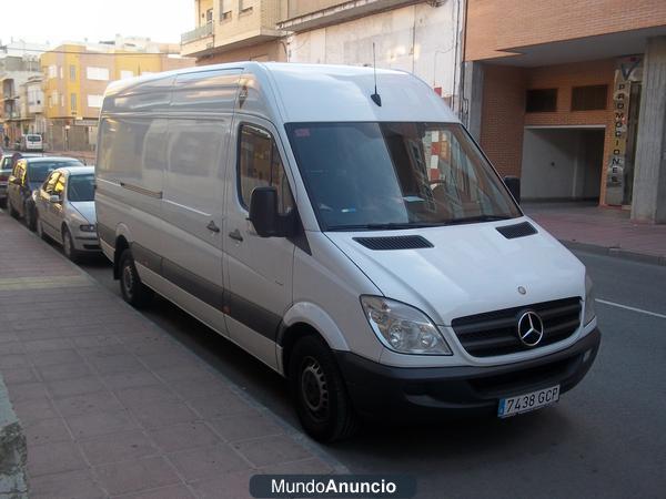 MERCEDES BENZ 318 CDI (3000 V6) 184 CV