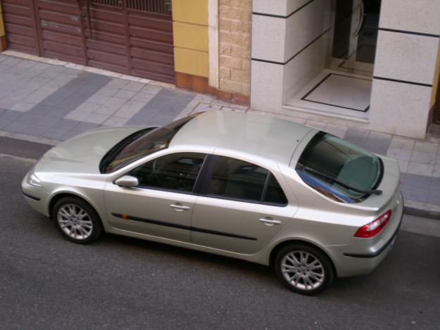 VENDO RENAULT LAGUNA 2.2 DCI 150 CV.6000 EUROS NEGOCIABLES.URGE.