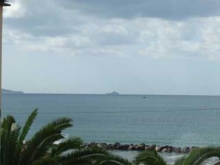 Apartamento : 2/6 personas - vistas a mar - follonica  grosseto (provincia de)  toscana  italia