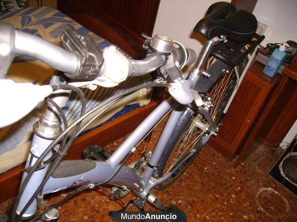 bicicleta btwin