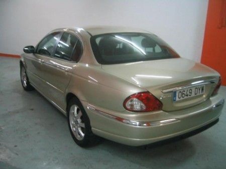 JAGUAR X-TYPE 2.2D CLASSIC - Madrid