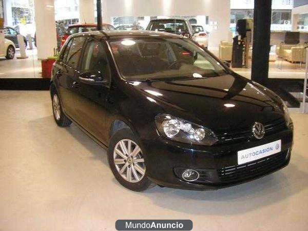 Volkswagen Golf 1.6 TDI Advance 105CV 5P