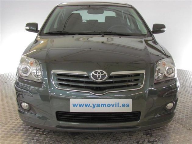 TOYOTA AVENSIS 1.8 VVTI SOL