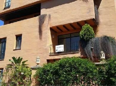 Apartamento con 2 dormitorios se vende en Estepona, Costa del Sol