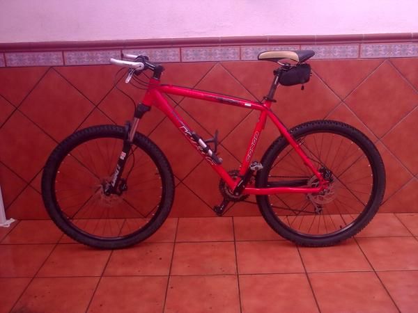 Vendo bicicleta de montaña