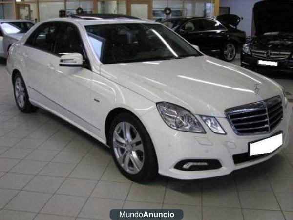 Mercedes-Benz E 300 CDI BlueEfficiency , XENO