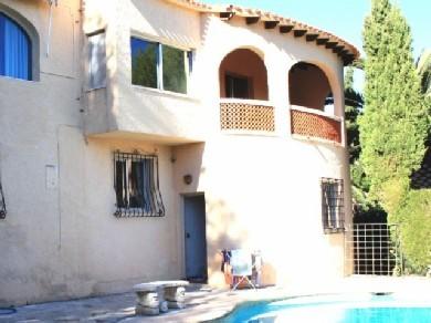 Chalet con 4 dormitorios se vende en Orba