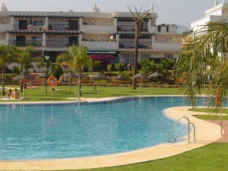 Apartamento a la venta en Nueva Andalucía Costa del Sol