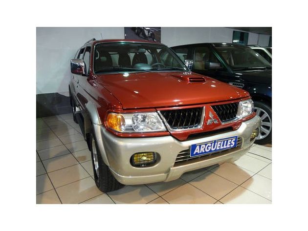 MITSUBISHI MONTERO SPORT GLX