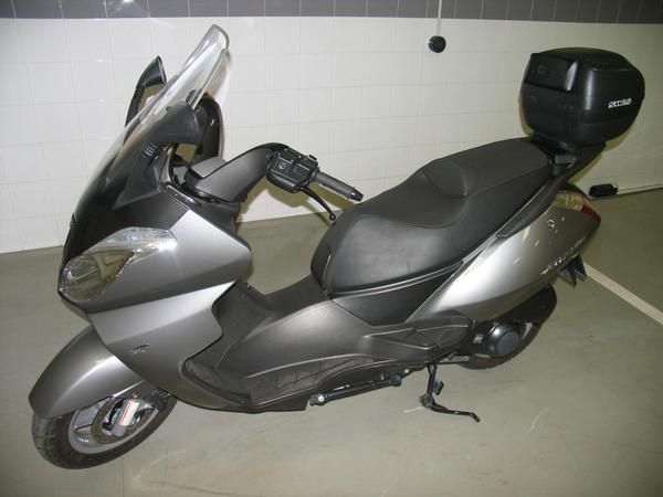 Moto Aprilia atlantic 250