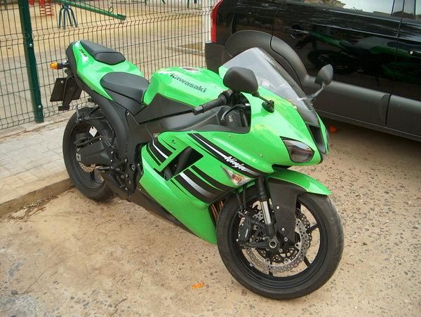 vendo moto kawasaki ninja zx6r 2008 verde