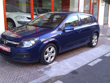 Opel Astra 19 CDTI ENJOY 120 CV 5 P en Salamanca