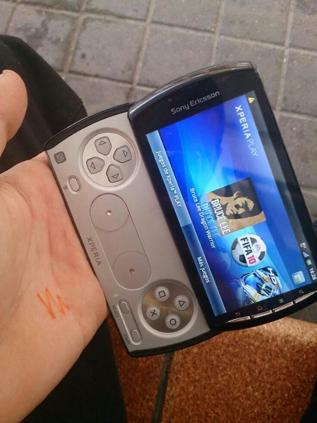 Xperia play