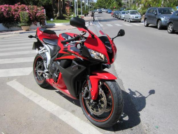 Honda cbr 600 rr