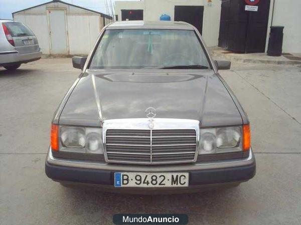 Mercedes-Benz E 230 gasolina