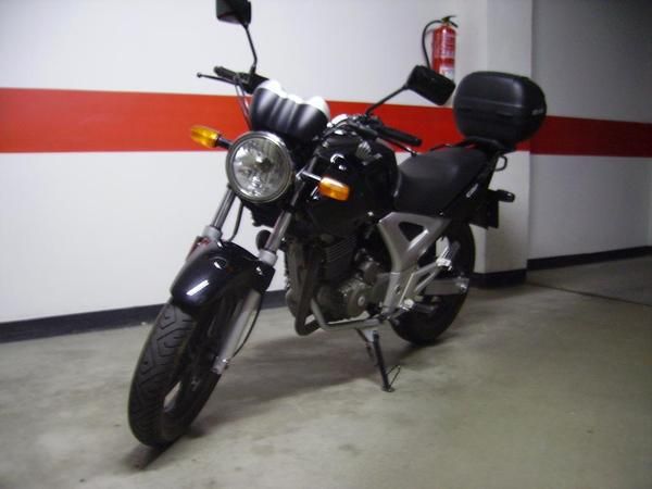 HONDA CBF 250 año 2007