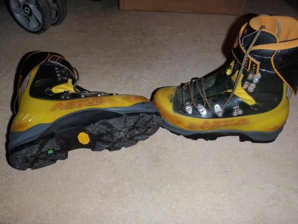 SE VENDEN BOTAS ASOLO ASF EXPEDITION