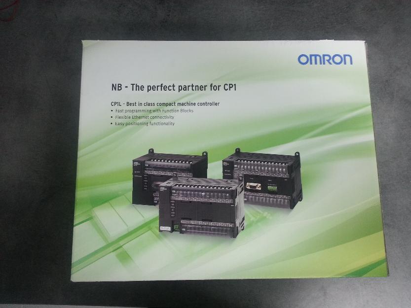 Automata Omron CP1L-EM30DT-1, pantalla NB7W y fuente S8SV