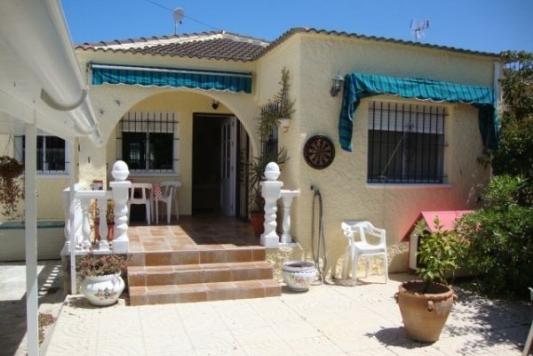 2 Dormitorio Chalet En Venta en Siesta (La), Alicante