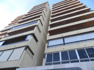 Apartamento con 3 dormitorios se vende en Estepona, Costa del Sol