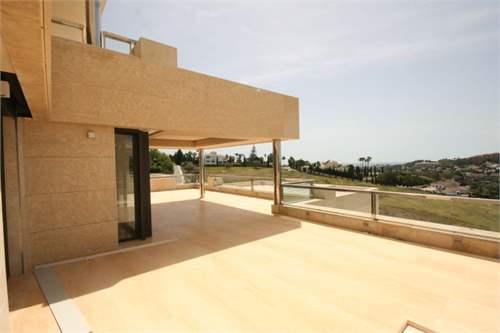 Apartment for Sale in Malaga, Andalucia, Ref# 2850810