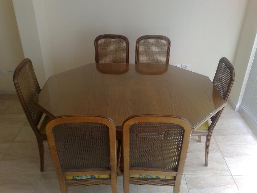 Mesa y 6 sillas
