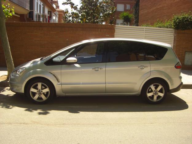 VENDO FORD S-MAX SOLO 31.000KMS., OPORTUNIDAD.