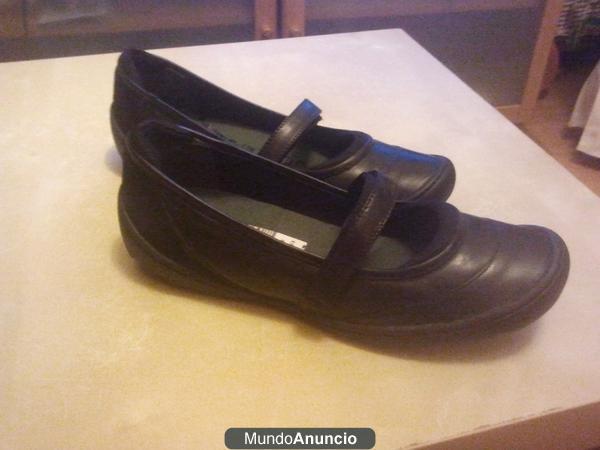 zapatos negros mujer Clarks