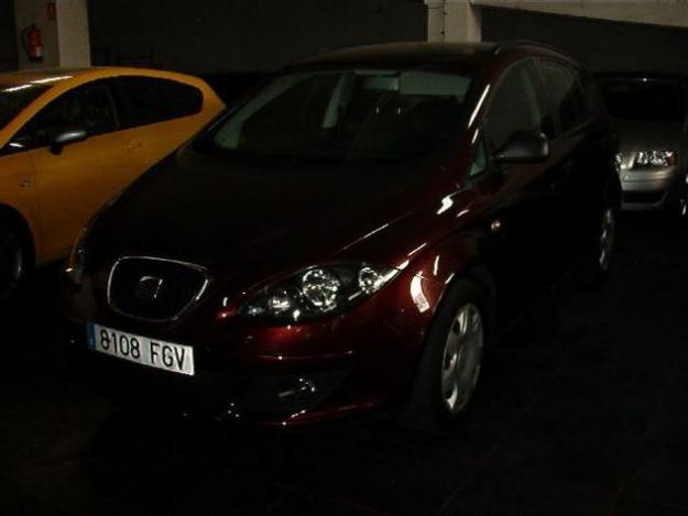 Venta de coche Seat Altea XL TDI 105 '06 en Majadahonda