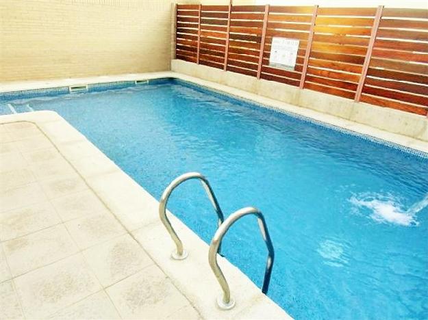 Apartamento de 2 habitaciones con piscina cerca de la playa