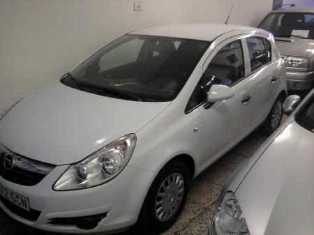 Opel Corsa 13 essentia en Lugo