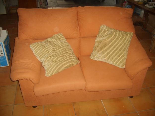 SE VENDEN INCREIBLES SOFAS 3 + 2 PLAZAS